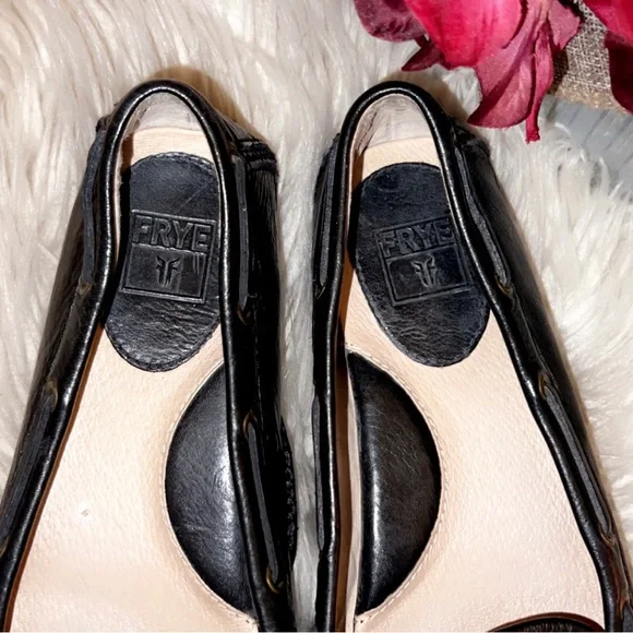 FRYE Reagan Campus Driver in Black Leather